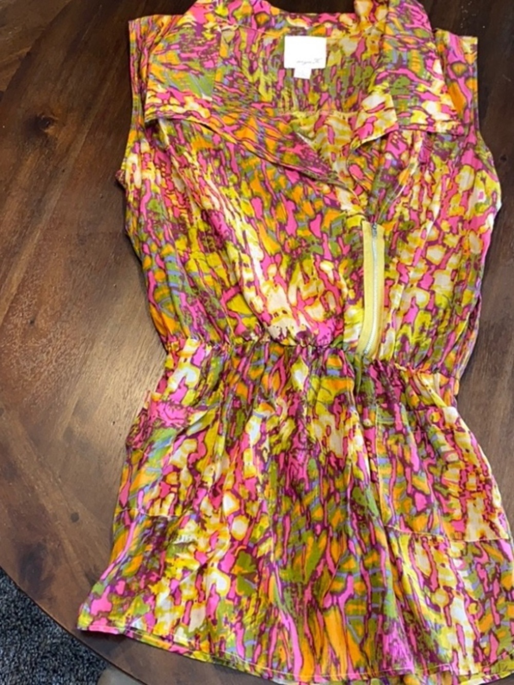 ARYN K SIZE MEDIUM M Gorgeous Colorful Dress LOT5738